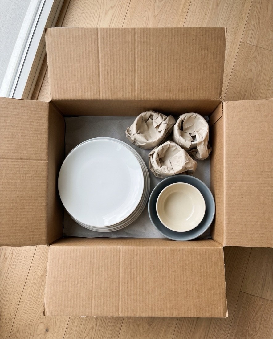 Kitchen items packed in a box